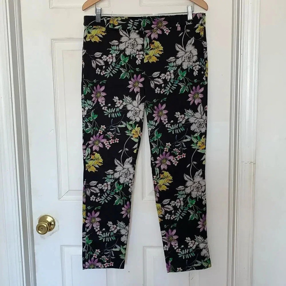 H&M Pants - H&M Floral Cropped Pants